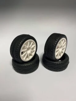 D040 Road Tire On-Road Grip Tyre Set 52mm X 26mm Wheel Tamiya Kyosho HPI TYP2