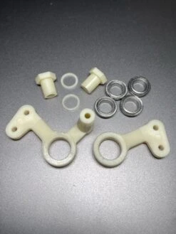 RC10 Bellcranks, Worlds Style FR-0036